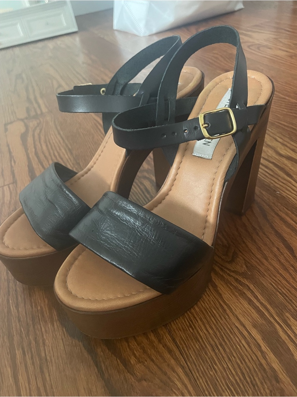 Steve Madden Black Leather Laurisa Block Heels Size 7